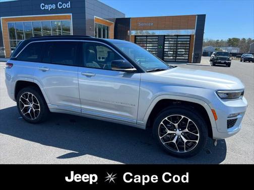 2025 Jeep Grand Cherokee Summit