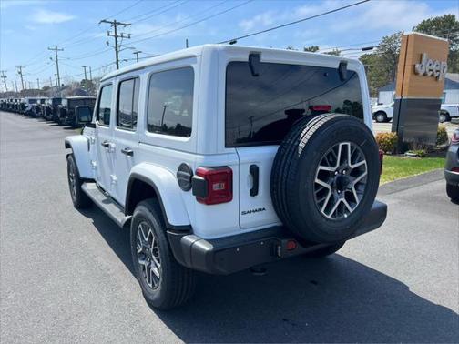 2025 Jeep Wrangler Sahara