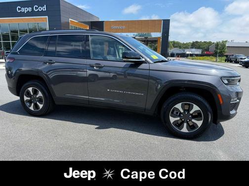 Baltic Gray Metallic Clearcoat 2023 Jeep Grand Cherokee 4xe Base