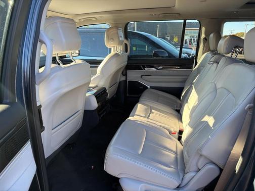 2023 Jeep Wagoneer Series I 4x4