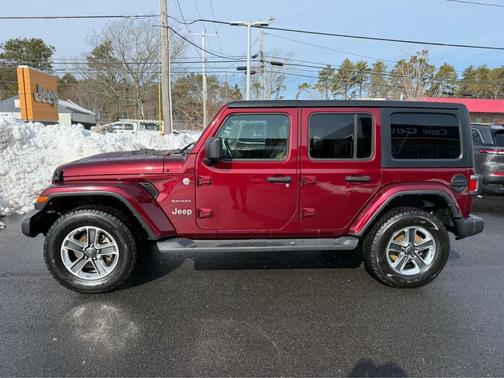 2021 Jeep Wrangler Unlimited Sahara