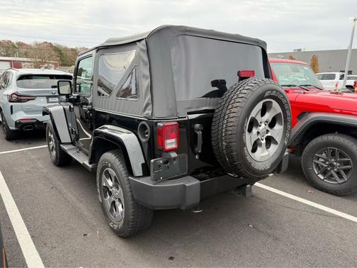 2018 Jeep Wrangler JK Sahara