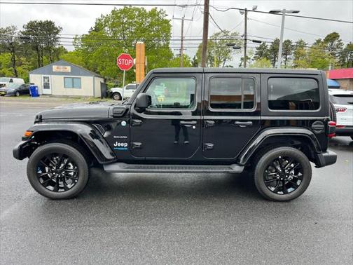 2022 Jeep Wrangler Unlimited 4xe Sahara
