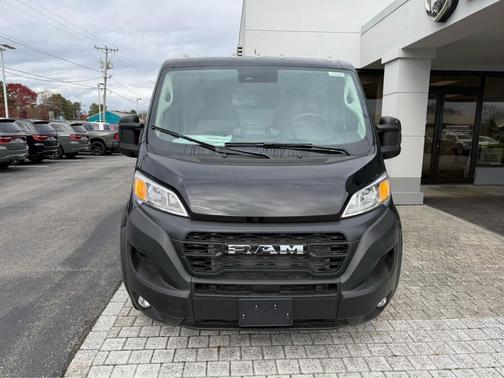 2026 RAM ProMaster 1500 Low Roof