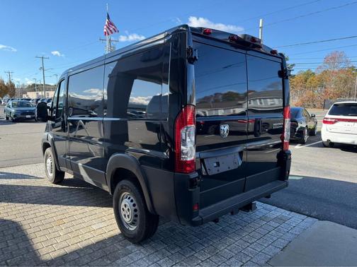 2026 RAM ProMaster 1500 Low Roof