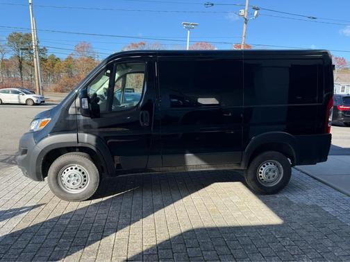 2026 RAM ProMaster 1500 Low Roof
