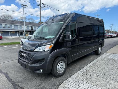 Black Clearcoat 2026 RAM ProMaster 2500 Tradesman