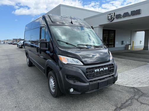 Black Clearcoat 2026 RAM ProMaster 2500 Tradesman