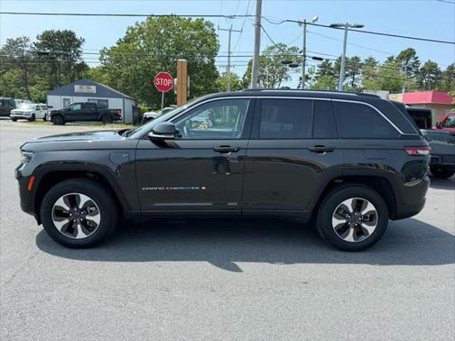 2023 Jeep Grand Cherokee 4xe Base