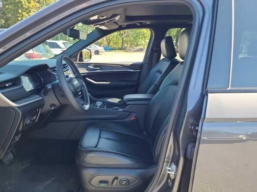 2024 Jeep Grand Cherokee 4xe Anniversary Edition