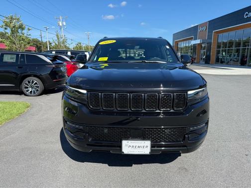 2025 Jeep Wagoneer Series II Carbide