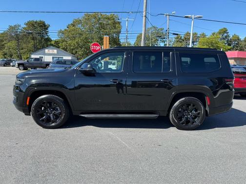 2025 Jeep Wagoneer Series II Carbide