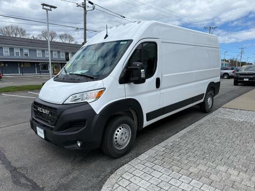 Bright White Clearcoat 2026 RAM ProMaster 2500 Tradesman