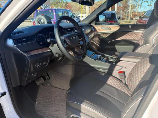 2025 Jeep Grand Cherokee L Summit