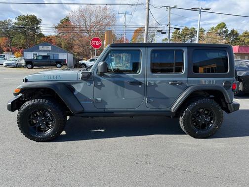 2024 Jeep Wrangler 4xe Willys