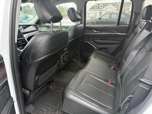 2023 Jeep Grand Cherokee 4xe 30th Anniversary