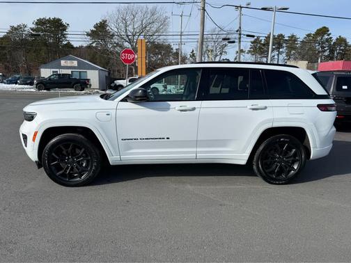 2023 Jeep Grand Cherokee 4xe 30th Anniversary