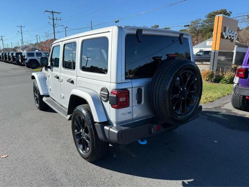 2024 Jeep Wrangler 4xe Sahara