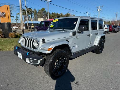 2024 Jeep Wrangler 4xe Sahara