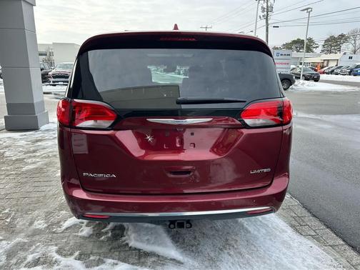 2018 Chrysler Pacifica Limited