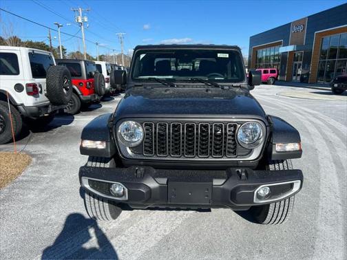 2025 Jeep Gladiator Sport S
