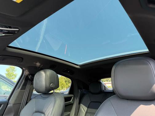 2021 Porsche Cayenne Base (Tiptronic)