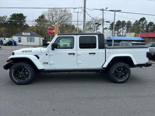 2025 Jeep Gladiator Willys 4x4