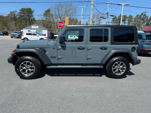 Anvil Clearcoat 2025 Jeep Wrangler Sport S
