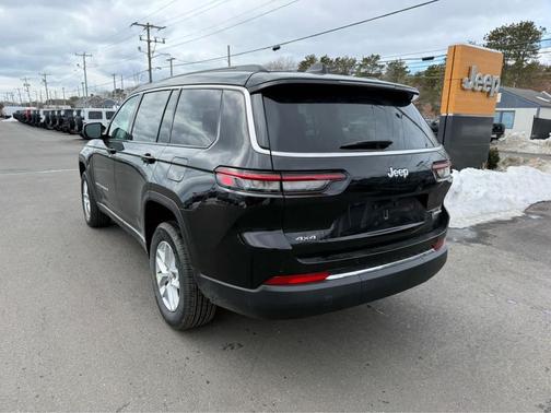 2026 Jeep Grand Cherokee L Laredo