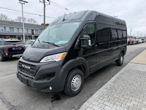 Black Clearcoat 2026 RAM ProMaster 2500 Tradesman