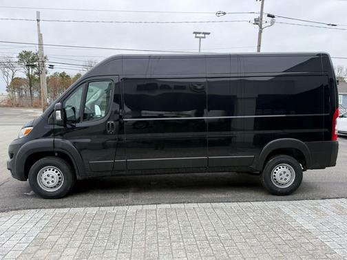 Black Clearcoat 2026 RAM ProMaster 2500 Tradesman
