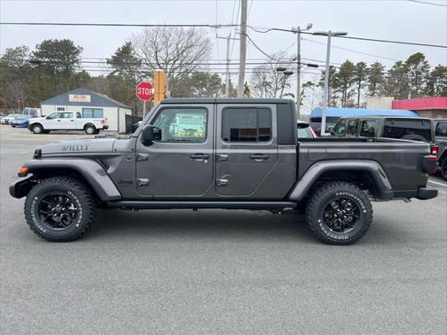 2025 Jeep Gladiator Willys 4x4