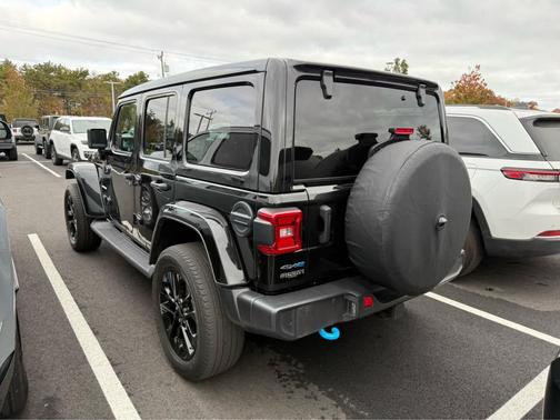 2022 Jeep Wrangler Unlimited 4xe Sahara