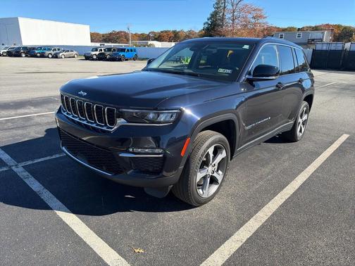 2023 Jeep Grand Cherokee 4xe Base