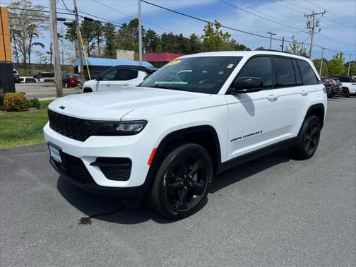 2025 Jeep Grand Cherokee Altitude