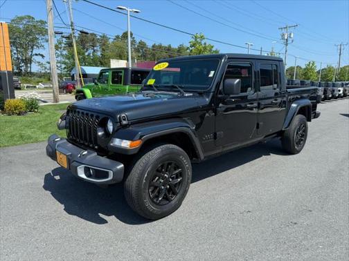 2021 Jeep Gladiator Sport S