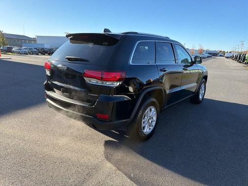 2020 Jeep Grand Cherokee Laredo
