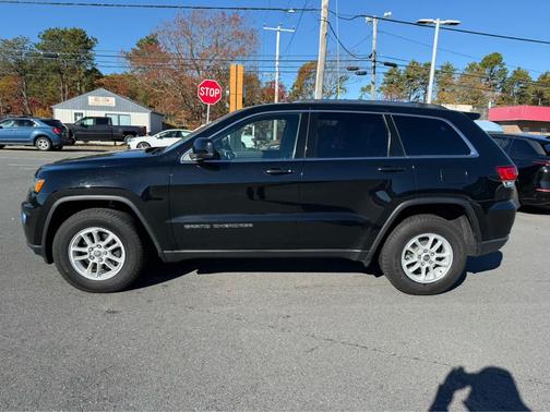 2020 Jeep Grand Cherokee Laredo