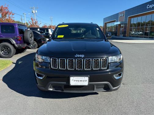 2020 Jeep Grand Cherokee Laredo