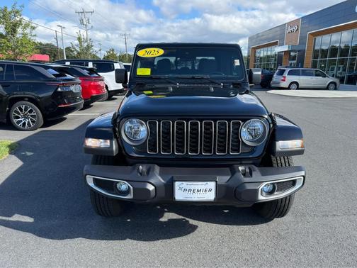 2025 Jeep Gladiator Sport S