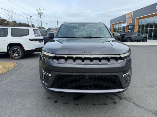 2026 Jeep Grand Wagoneer Limited Altitude