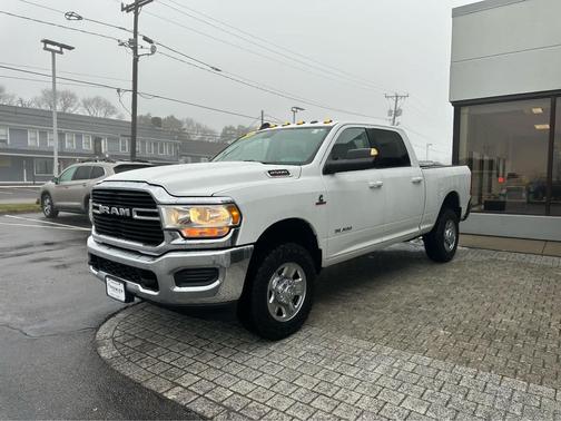 2020 RAM 2500 Big Horn 4x4 Crew Cab 64 Box
