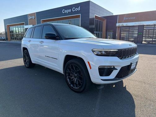 2025 Jeep Grand Cherokee Summit