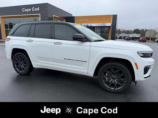 2025 Jeep Grand Cherokee Summit