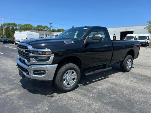 2025 RAM 2500 Tradesman 4x4 Reg Cab 8 Box