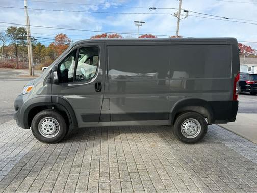 2026 RAM ProMaster 1500 Low Roof
