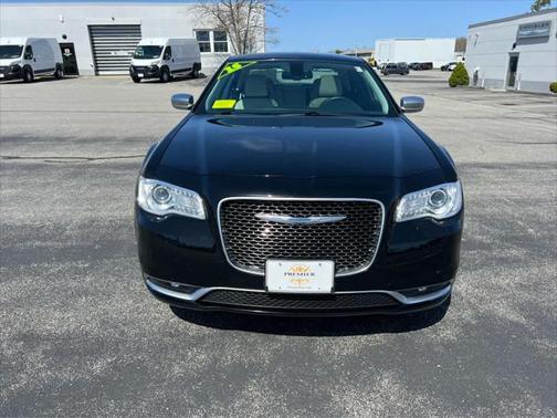 2015 Chrysler 300C Platinum