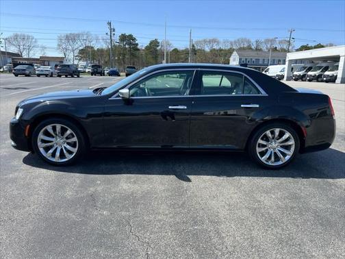 2015 Chrysler 300C Platinum