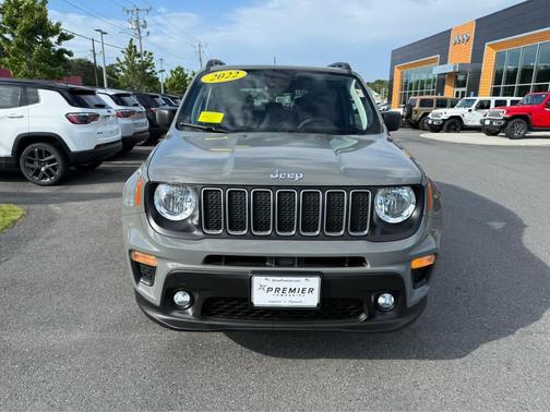 Sting-Gray Clearcoat 2022 Jeep Renegade Latitude