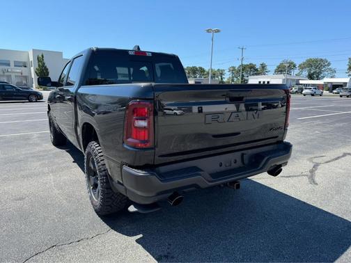 2026 RAM 1500 Warlock 4x4 Crew Cab 57 Box